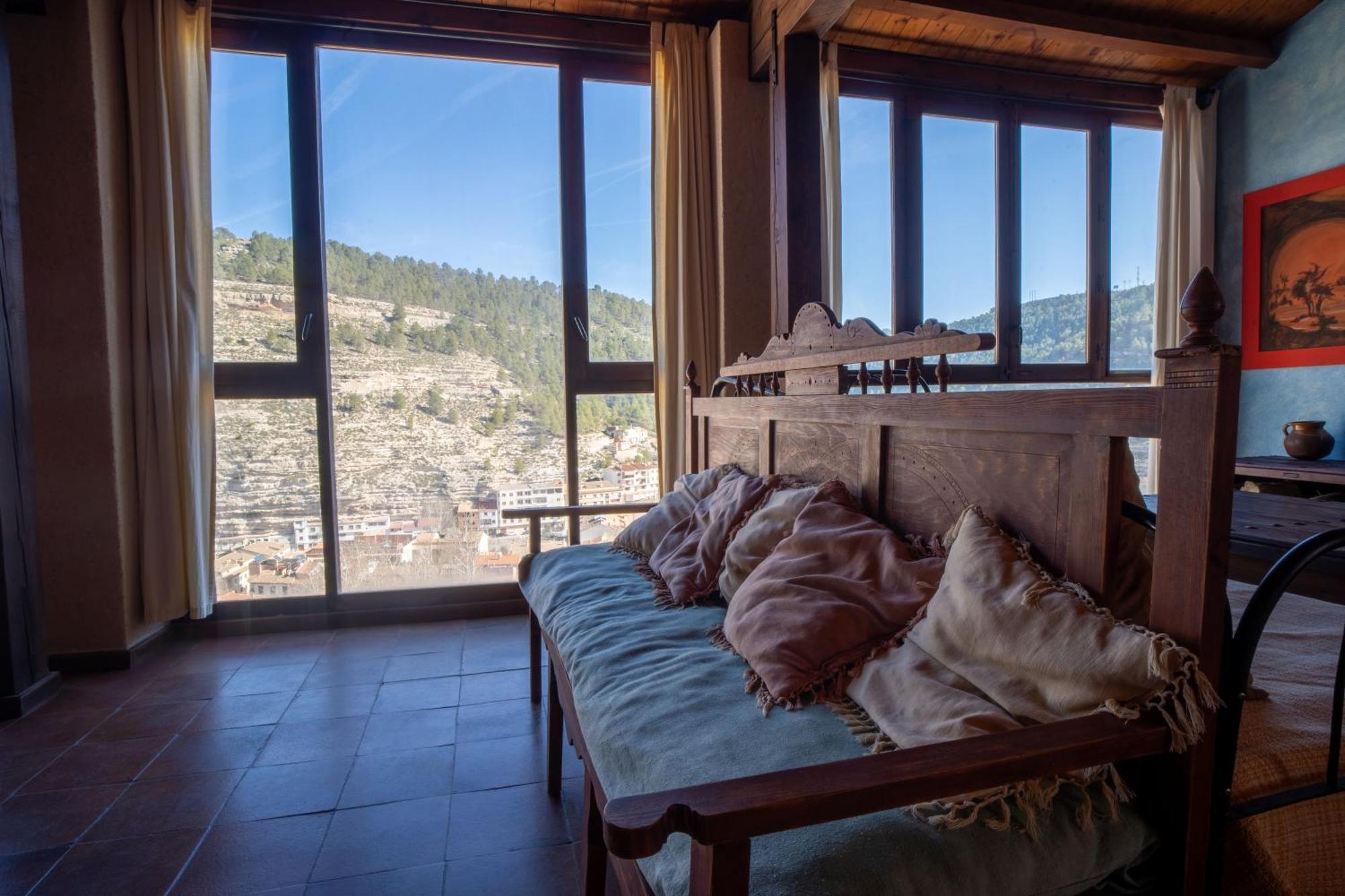 Casa Rural Los Ventanales Alcala del Jucar Bagian luar foto
