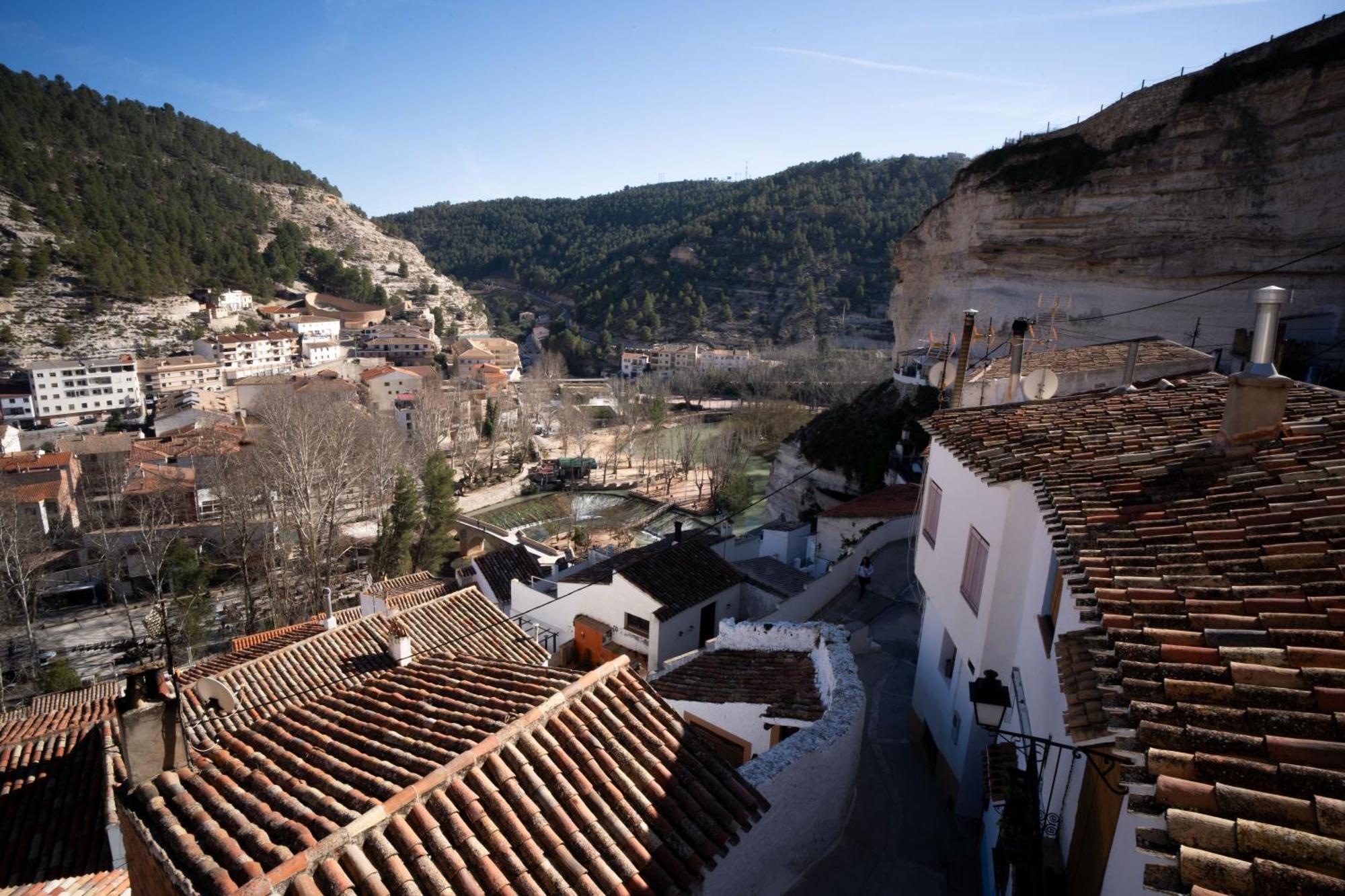 Casa Rural Los Ventanales Alcala del Jucar Bagian luar foto