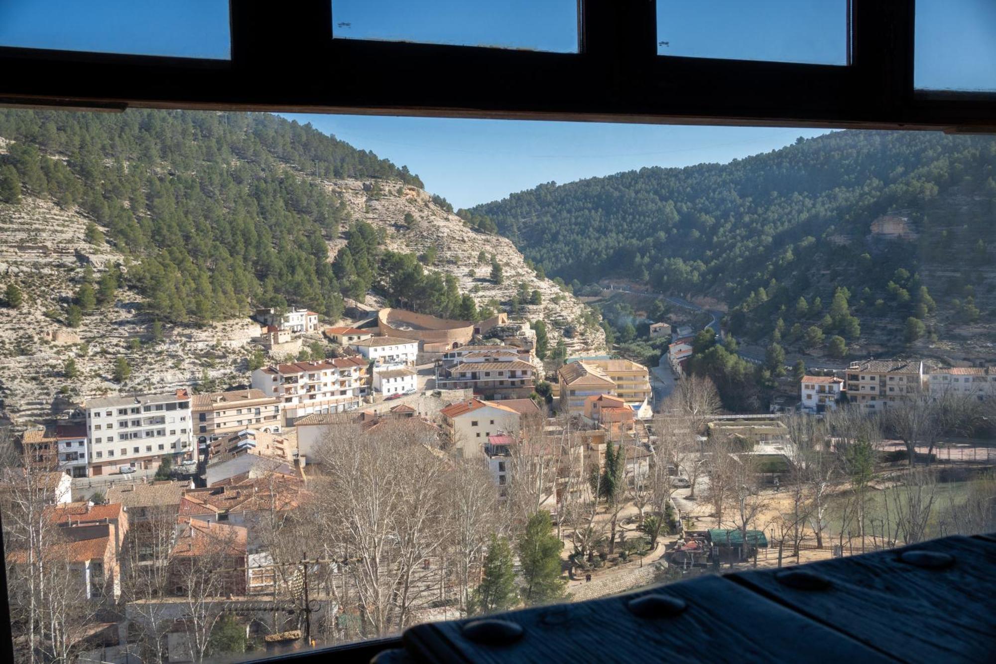 Casa Rural Los Ventanales Alcala del Jucar Bagian luar foto